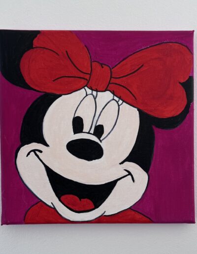 Name: Hi Minnie Size: 20cm * 20cm Hand-drawn acrylic painting on stretched canvas Pinewood frame